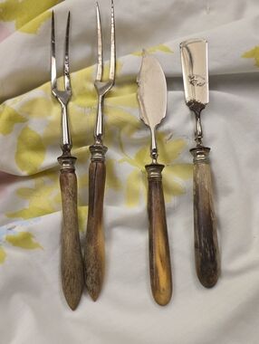 Very Vintage Pieces